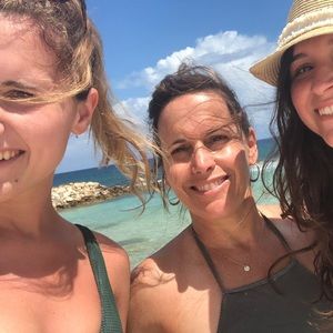 Meet your Posher, Sharon